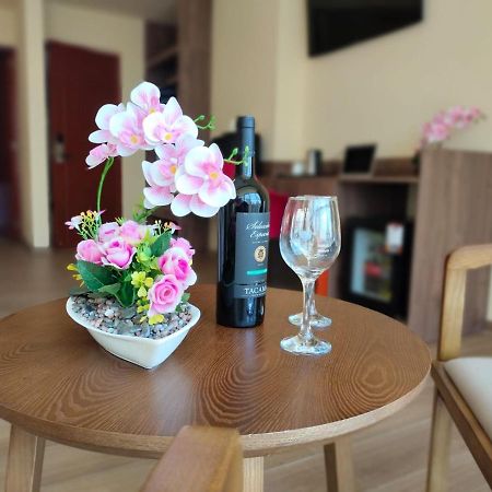 Sm Hotel Plus Ліма Екстер'єр фото