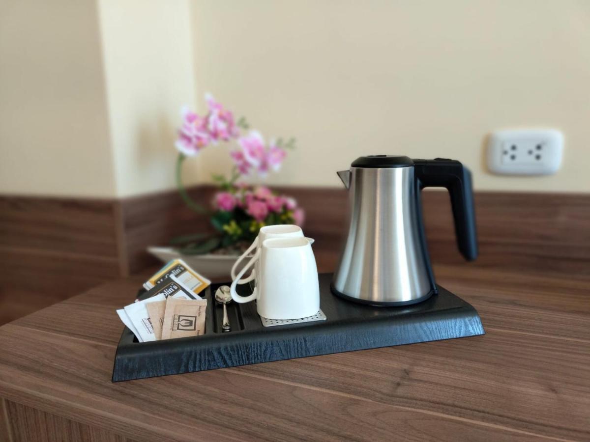 Sm Hotel Plus Ліма Екстер'єр фото