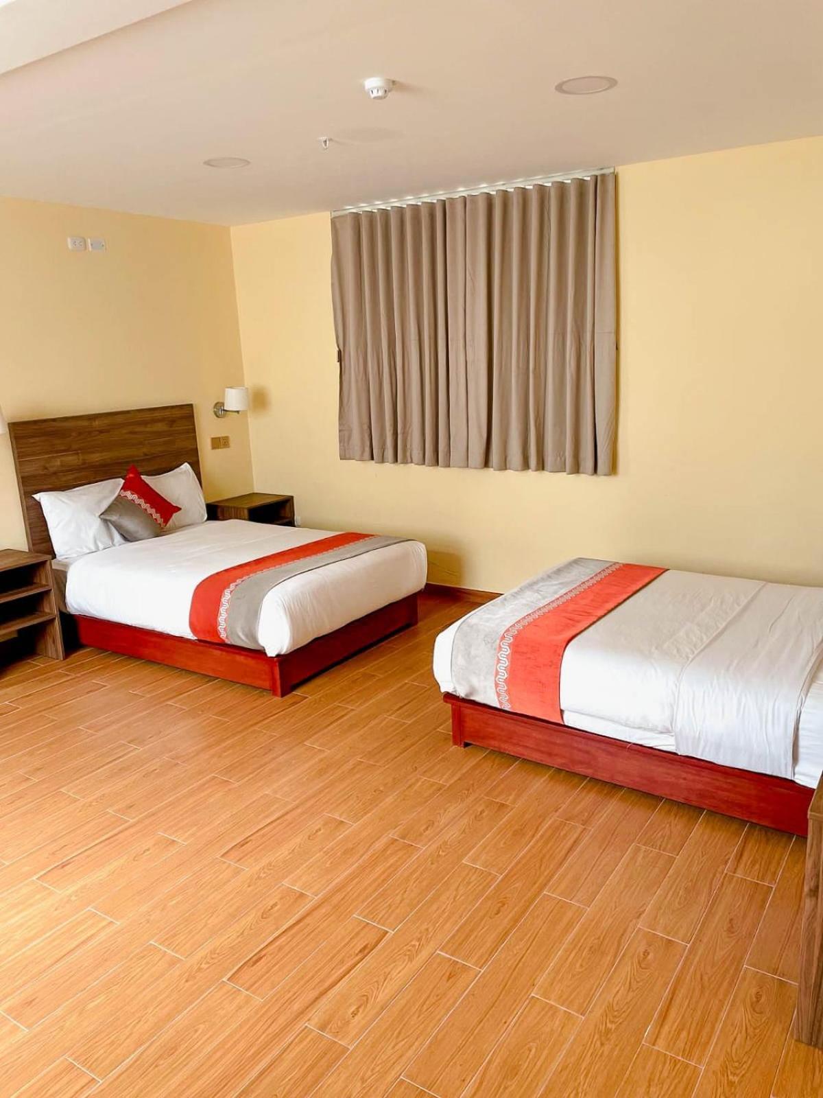 Sm Hotel Plus Ліма Екстер'єр фото